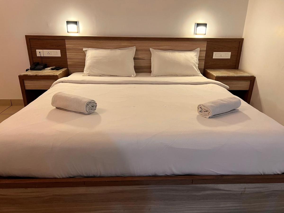 Bed and Breakfast Ramas Garden à Thiruvananthapuram Extérieur photo