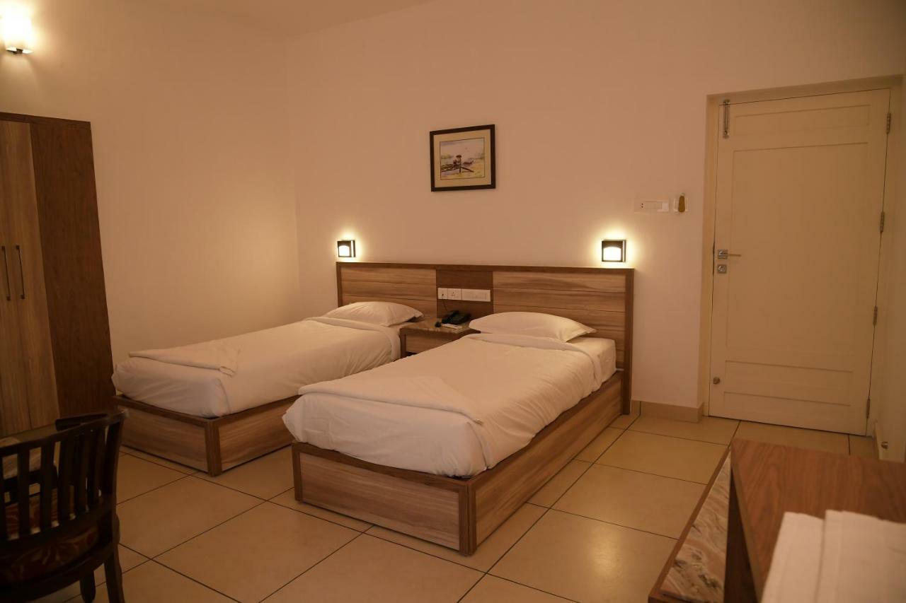 Bed and Breakfast Ramas Garden à Thiruvananthapuram Extérieur photo