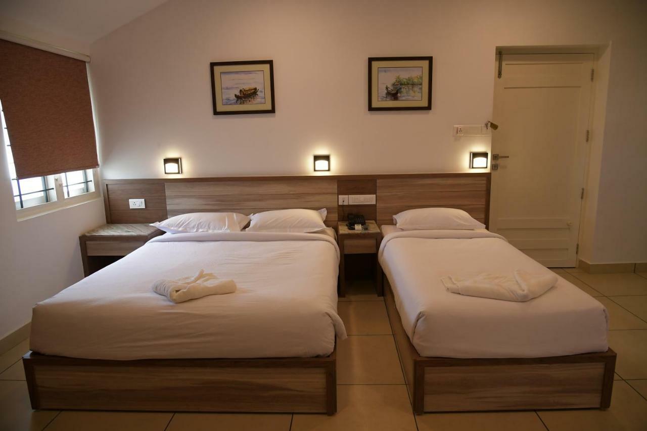 Bed and Breakfast Ramas Garden à Thiruvananthapuram Extérieur photo