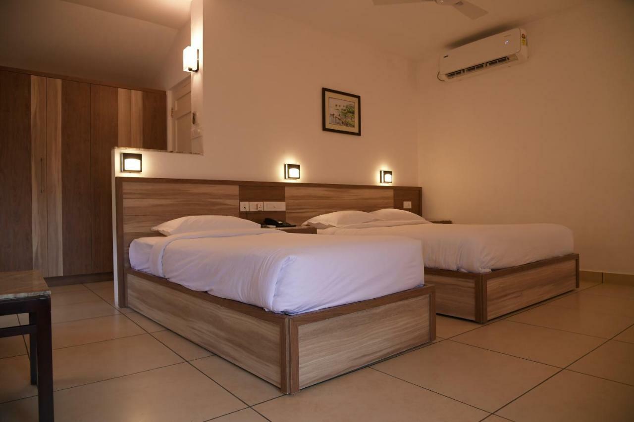 Bed and Breakfast Ramas Garden à Thiruvananthapuram Extérieur photo