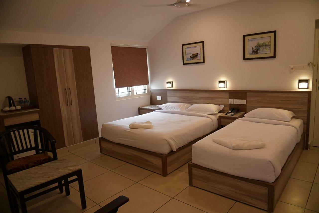 Bed and Breakfast Ramas Garden à Thiruvananthapuram Extérieur photo